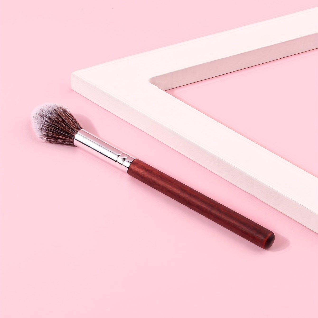 Premium Nylon Bristle Highlighter Brush — Soft Synthetic Fibers, High Powder Pick-Up, Natural Luminous Finish - Image 11