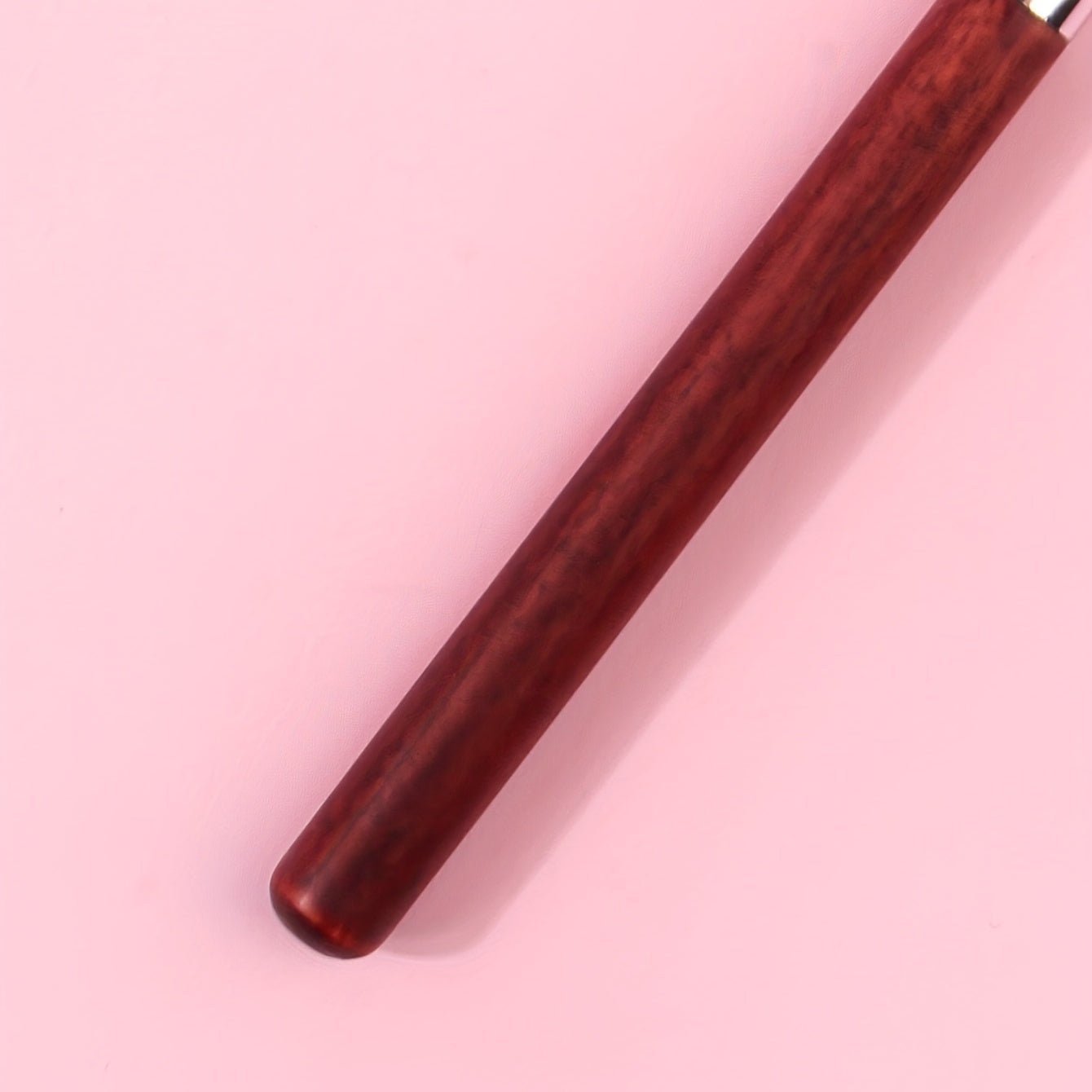 Premium Nylon Bristle Highlighter Brush — Soft Synthetic Fibers, High Powder Pick-Up, Natural Luminous Finish - Image 14